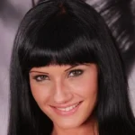 Sarah Diamant Wiki, Net Worth, Age & Career Info – Before Good